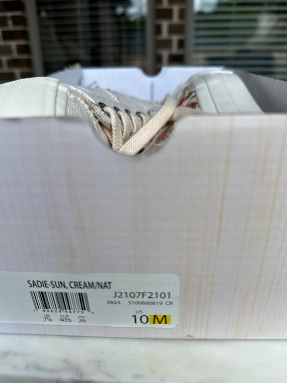 Blowfish Malibu Sadie-Sun Floral Sneakers Embroidery Cream Women's Size 10 NEW - Picture 13 of 14